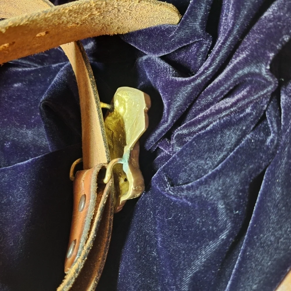 Solid Brass 2 Horse Head Belt Buckle